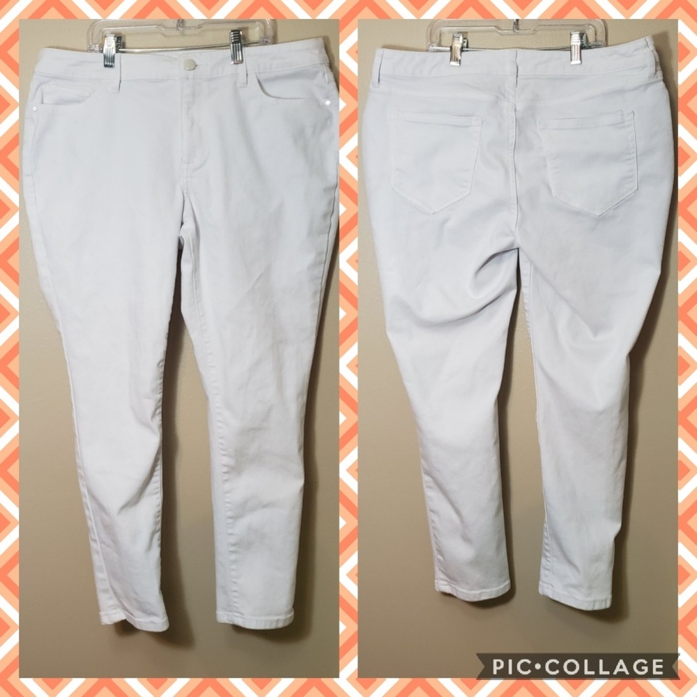A.N.A Pants